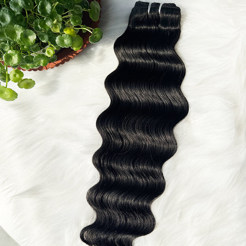 Natural Wavy Clip in Hair Extensions